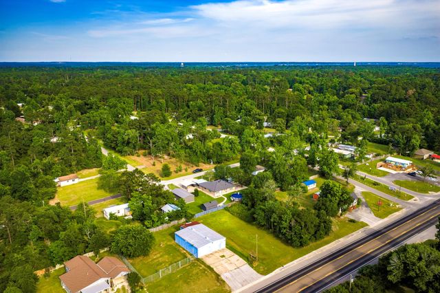 188 Huckleberry Road, Onalaska, TX 77360