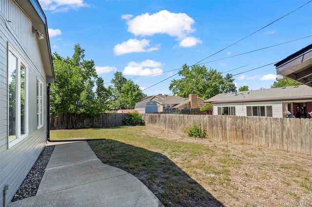 1035 Iris Street, Broomfield, CO 80020