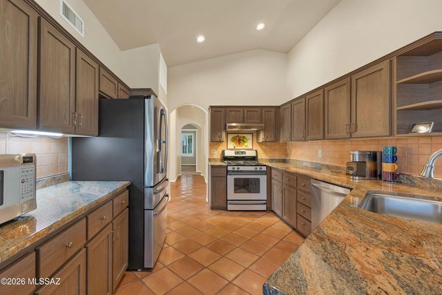 37866 S Cleek Drive, Tucson, AZ 85739