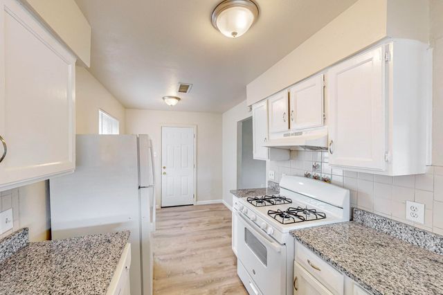 1538 Oakbrook Street, Lancaster, TX 75134