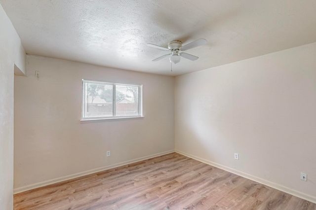 1538 Oakbrook Street, Lancaster, TX 75134