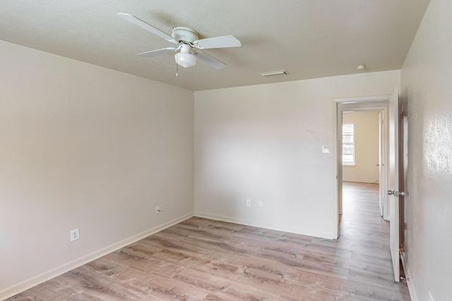 1538 Oakbrook Street, Lancaster, TX 75134