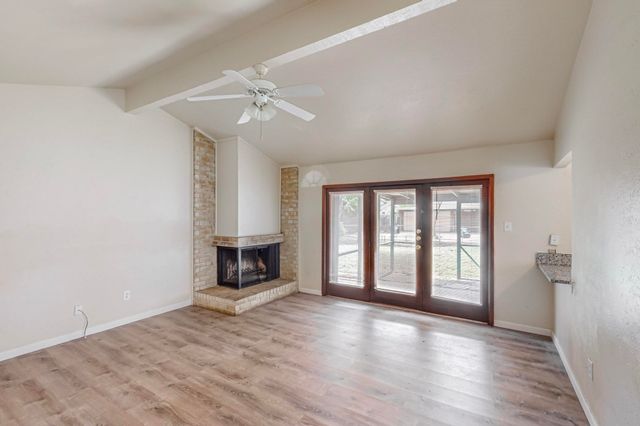 1538 Oakbrook Street, Lancaster, TX 75134