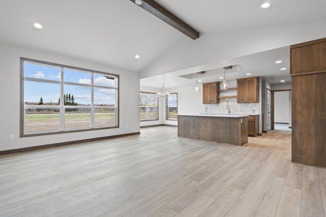 2998 CREEKWOOD DRIVE, Green Bay, WI 54311