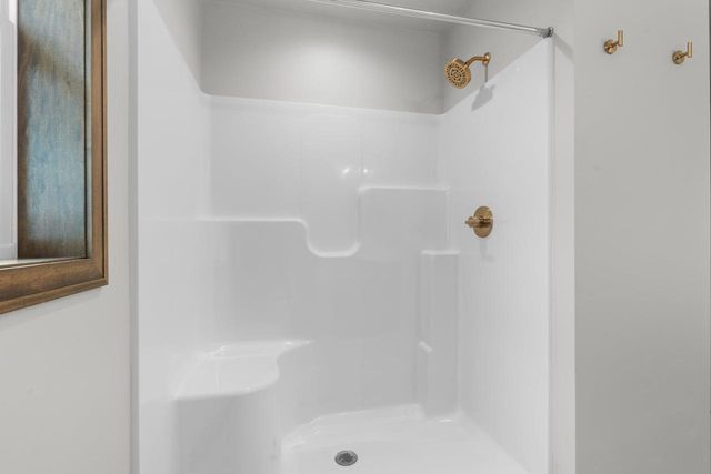 2998 CREEKWOOD DRIVE, Green Bay, WI 54311