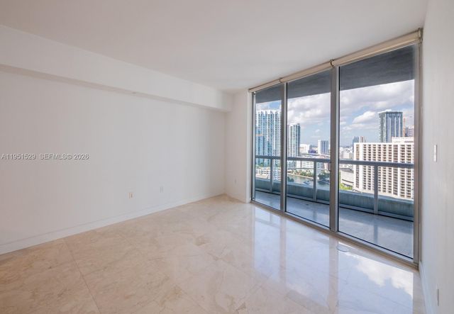 465 Brickell Ave 2304, Miami, FL 33131