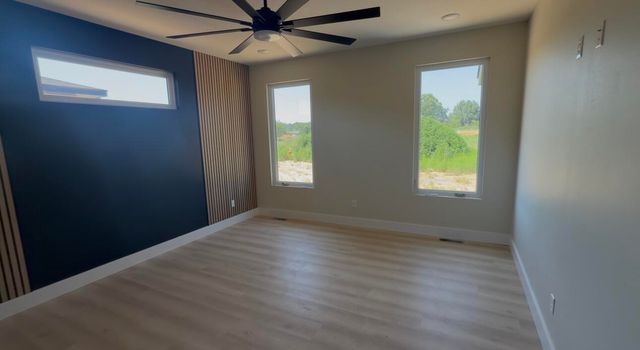 1837 E Skyline Avenue, Ozark, MO 65721