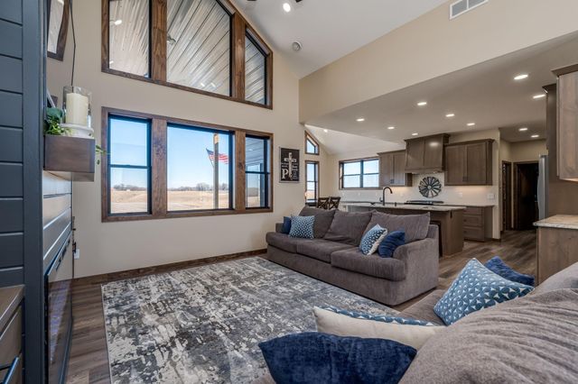 4051 Clearwater Trail, Lonsdale, MN 55046