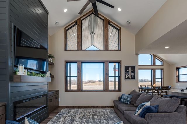 4051 Clearwater Trail, Lonsdale, MN 55046