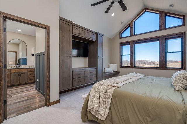 4051 Clearwater Trail, Lonsdale, MN 55046