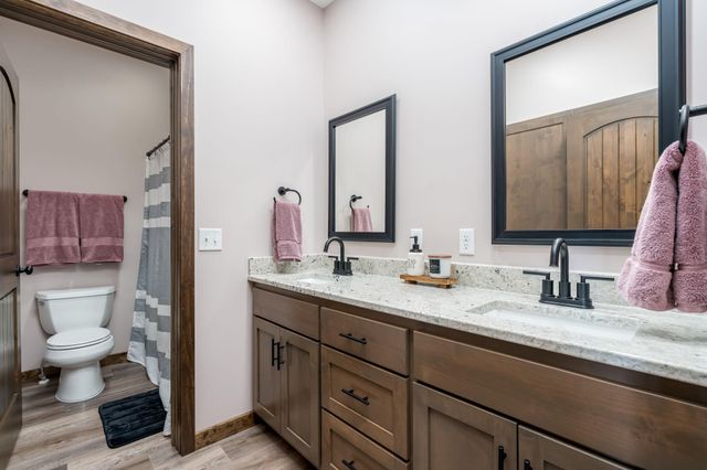 4051 Clearwater Trail, Lonsdale, MN 55046