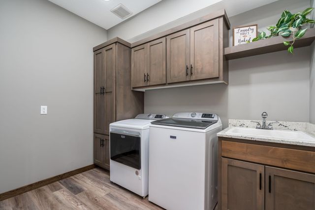 4051 Clearwater Trail, Lonsdale, MN 55046