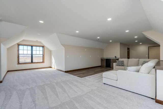 4051 Clearwater Trail, Lonsdale, MN 55046