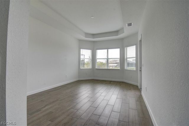 7796 Lakes Edge LN, Port Charlotte, FL 33981