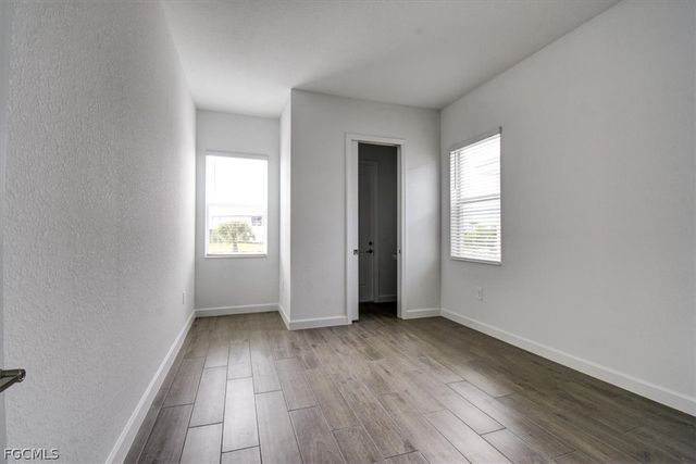 7796 Lakes Edge LN, Port Charlotte, FL 33981