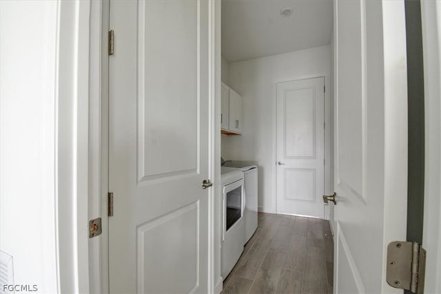 7796 Lakes Edge LN, Port Charlotte, FL 33981