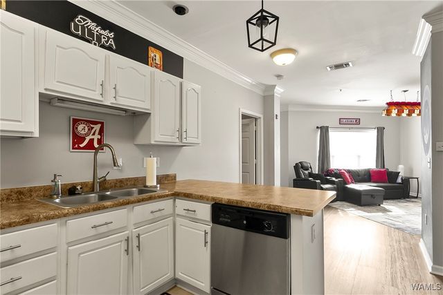 303 Helen Keller A313, Tuscaloosa, AL 35404