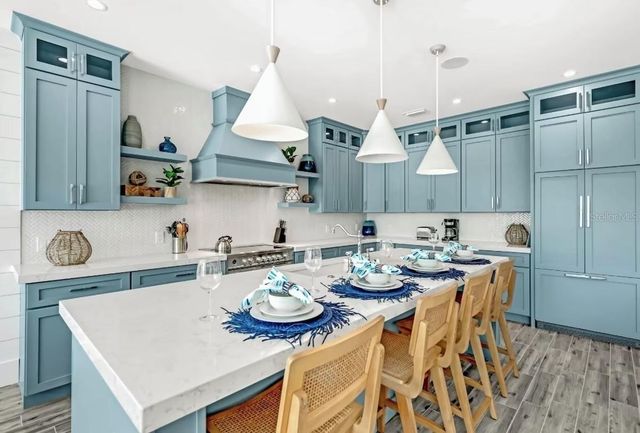 2403 AVENUE C, Bradenton Beach, FL 34217