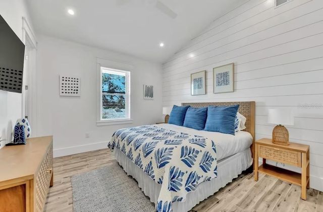 2403 AVENUE C, Bradenton Beach, FL 34217