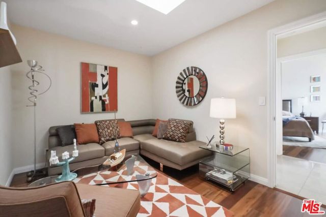 16906 Enchanted Place, Pacific Palisades, CA 90272