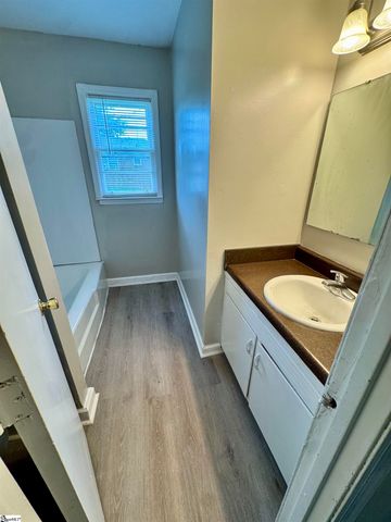 103 Linda Drive, Seneca, SC 29678