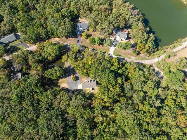 137 SE 611 Road, Warrensburg, MO 64093