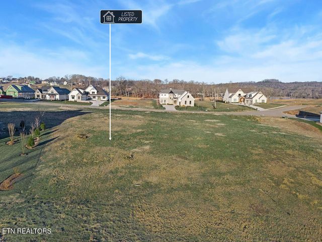 5220 Old Club Rd, Loudon, TN 37774