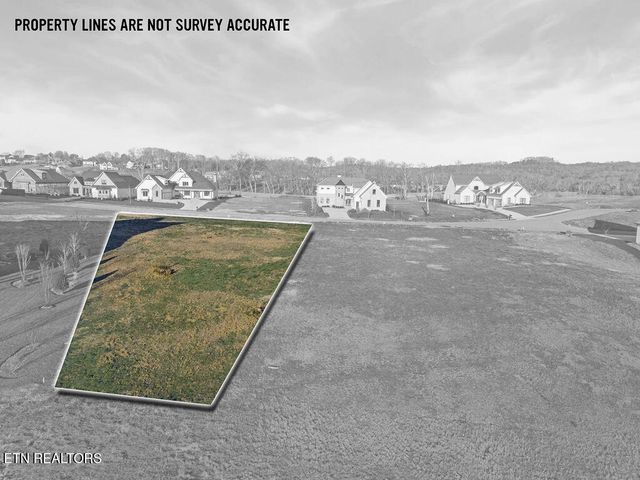 5220 Old Club Rd, Loudon, TN 37774