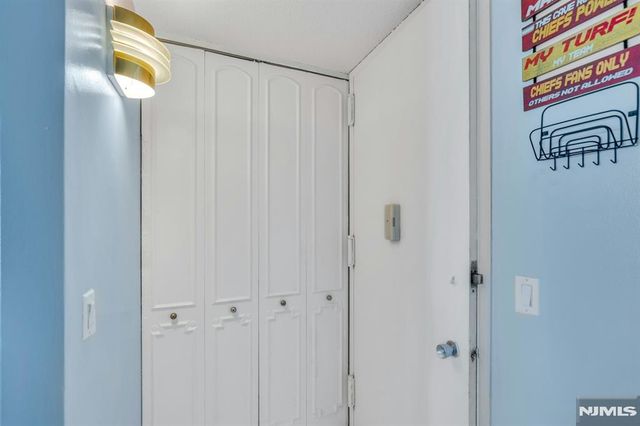 555 North Avenue 12 A, Fort Lee, NJ 07024