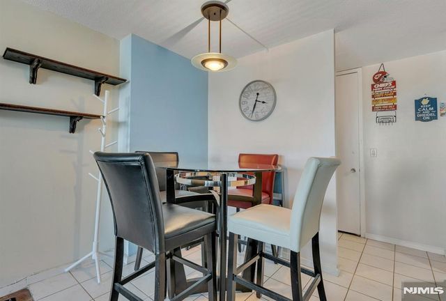 555 North Avenue 12 A, Fort Lee, NJ 07024