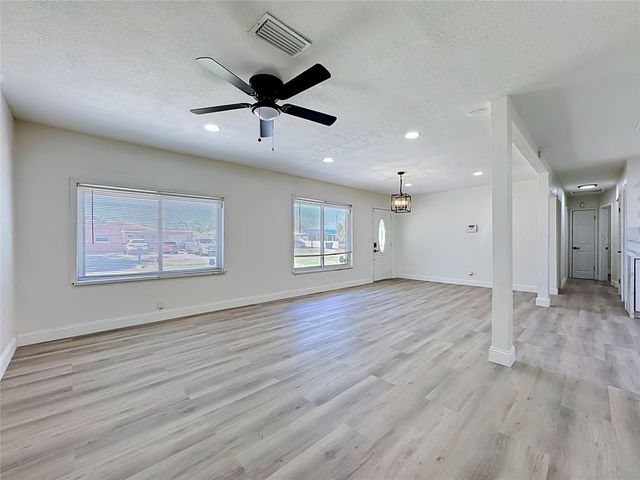 7505 W ELLICOTT STREET, Tampa, FL 33615