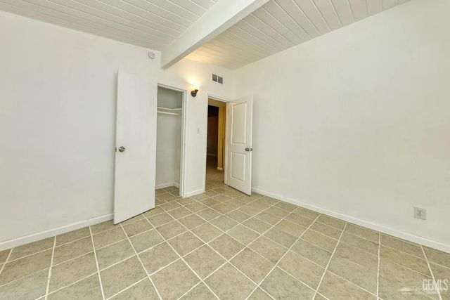 3300 Bucknell Street, Bakersfield, CA 93305