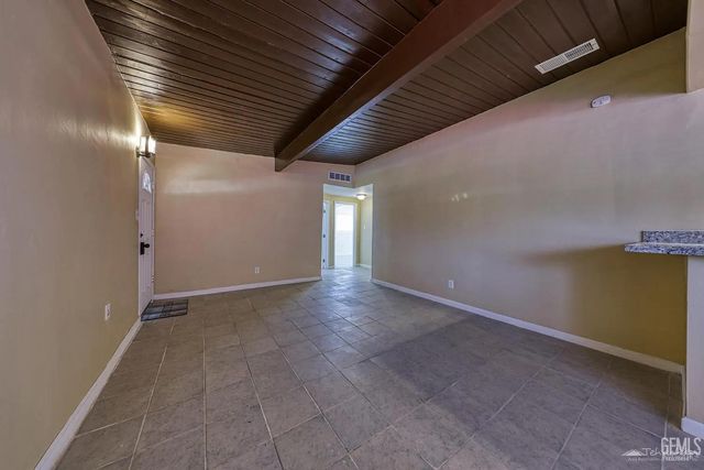 3300 Bucknell Street, Bakersfield, CA 93305