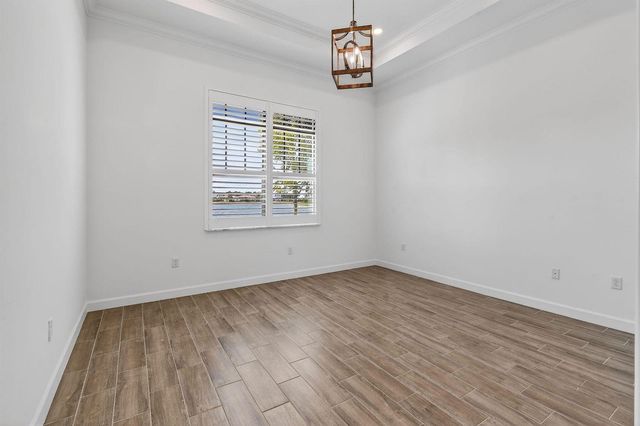 473 SE Fascino Circle, Port St. Lucie, FL 34984