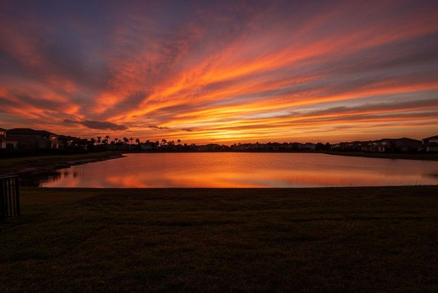 473 SE Fascino Circle, Port St. Lucie, FL 34984