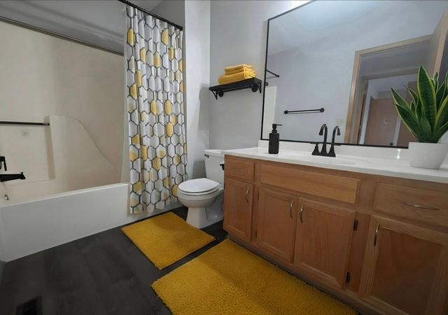 13151 Meadowood Way NW 136NW, Coon Rapids, MN 55448