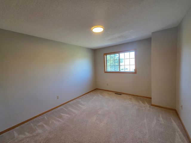 13151 Meadowood Way NW 136NW, Coon Rapids, MN 55448