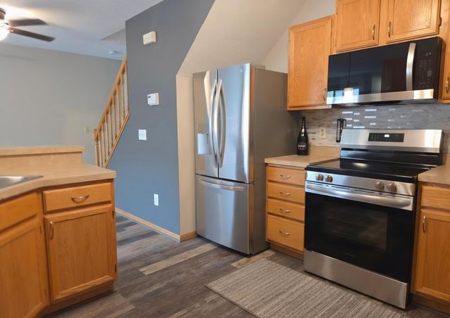 13151 Meadowood Way NW 136NW, Coon Rapids, MN 55448