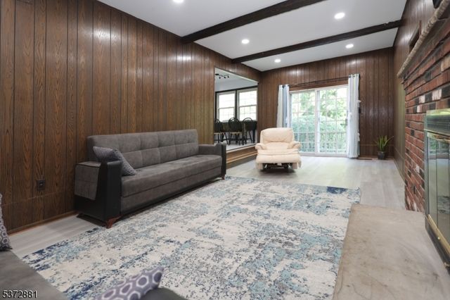 11 Gunpowder Dr, East Brunswick Twp., NJ 08816