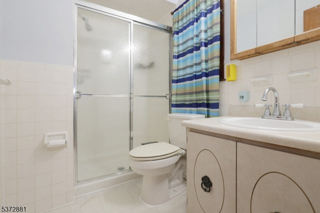 11 Gunpowder Dr, East Brunswick Twp., NJ 08816