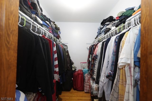 11 Gunpowder Dr, East Brunswick Twp., NJ 08816