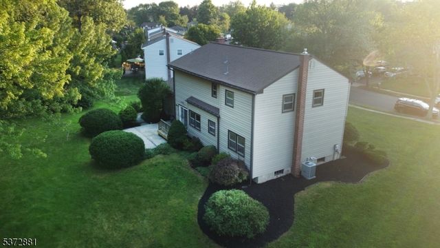 11 Gunpowder Dr, East Brunswick Twp., NJ 08816