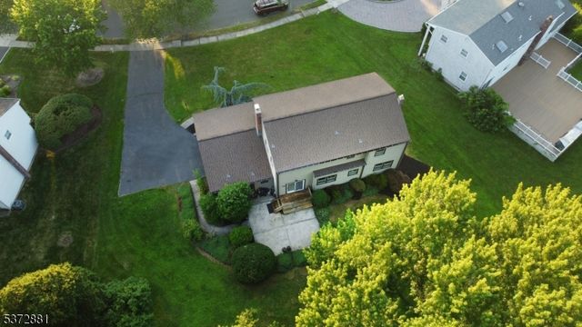 11 Gunpowder Dr, East Brunswick Twp., NJ 08816