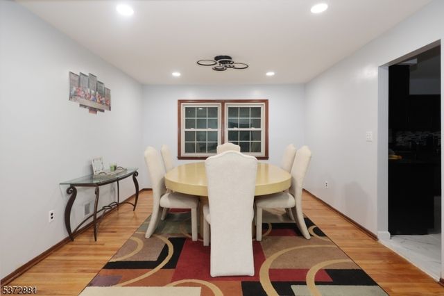 11 Gunpowder Dr, East Brunswick Twp., NJ 08816