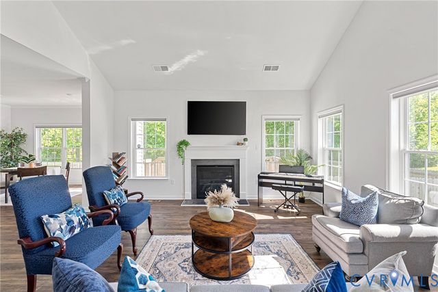 1605 Reed Marsh Pl, Goodview, VA 23063