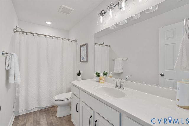 1605 Reed Marsh Pl, Goodview, VA 23063