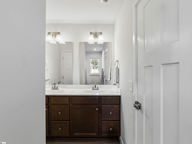 441 Triple Crown Way, Spartanburg, SC 29301