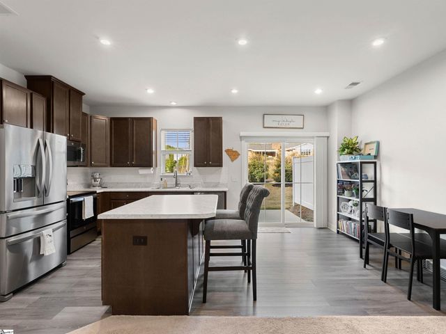 441 Triple Crown Way, Spartanburg, SC 29301