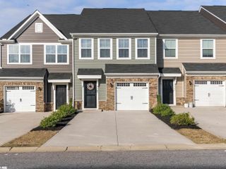 441 Triple Crown Way, Spartanburg, SC 29301