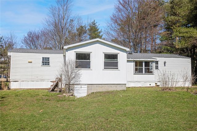 809 Schad Road, Bennington, NY 14004